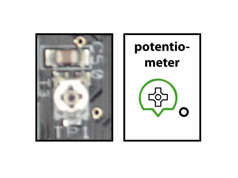 800px-Potentiometers FoldaRap2-5 3.jpg